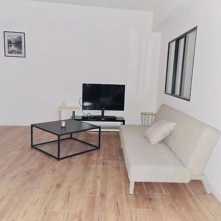 Logements 6 Pers A 15 Minutes D Angers Corné Exterior photo